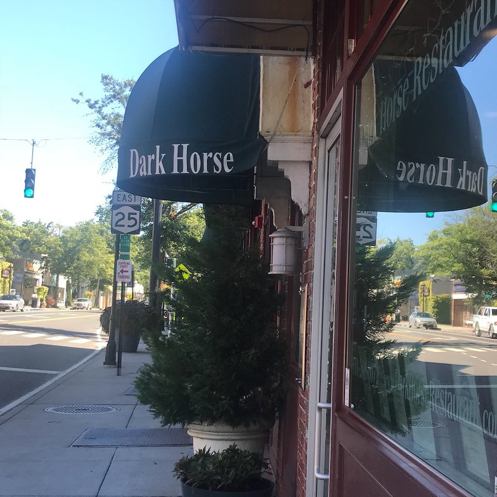 Dark Horse Restaurant